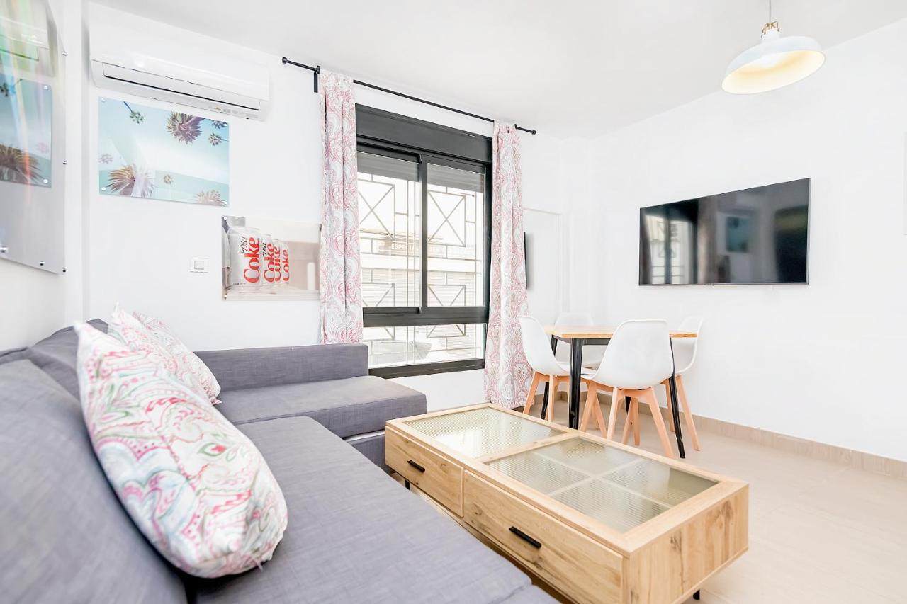 Maba/private Backyard/walk To Downtown/large Smart Tv * Málaga