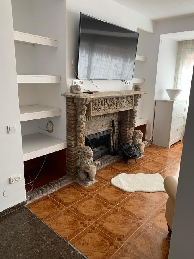 Apartment Mooi En Erg Ruim Met Openhaard