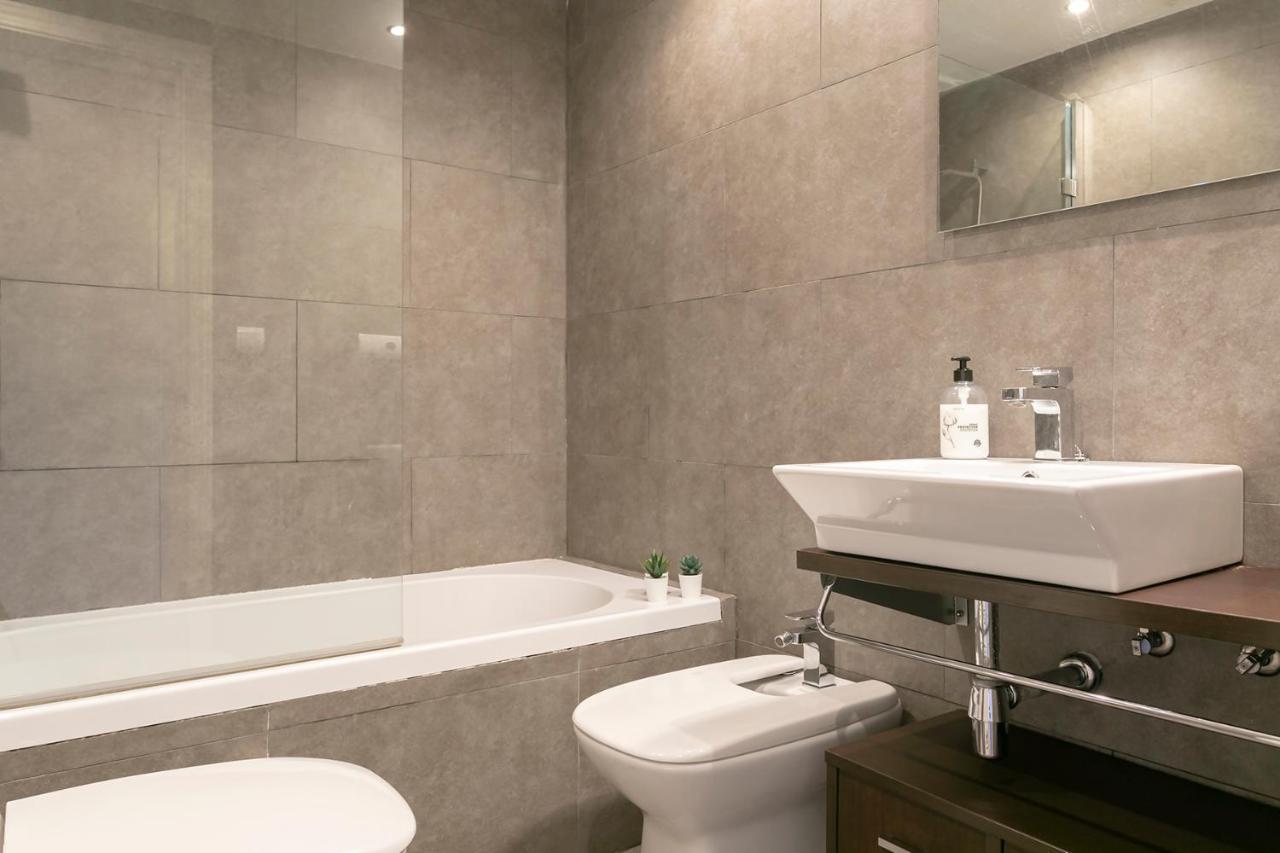 -malagasunapts- Citycentre Private Terrace Malaga