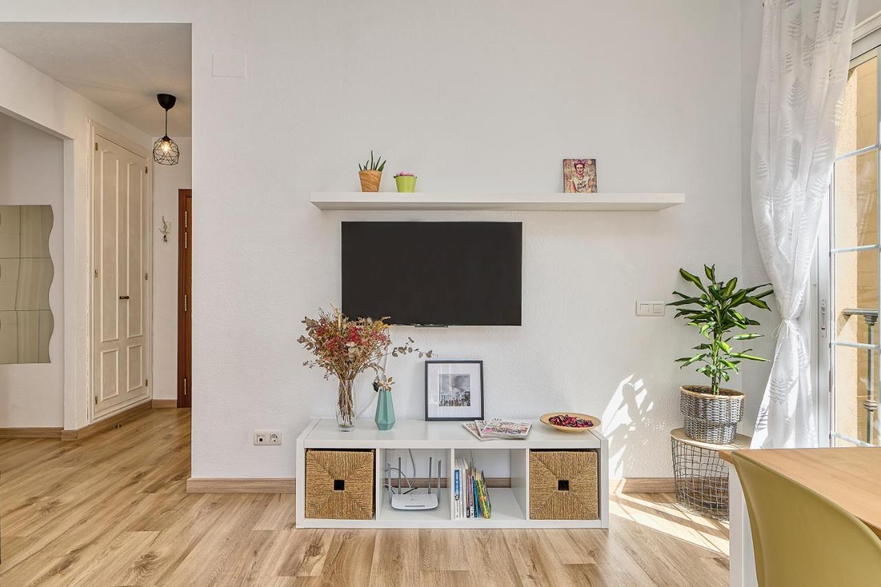 Bright & Breezy Merced Apartamento *
