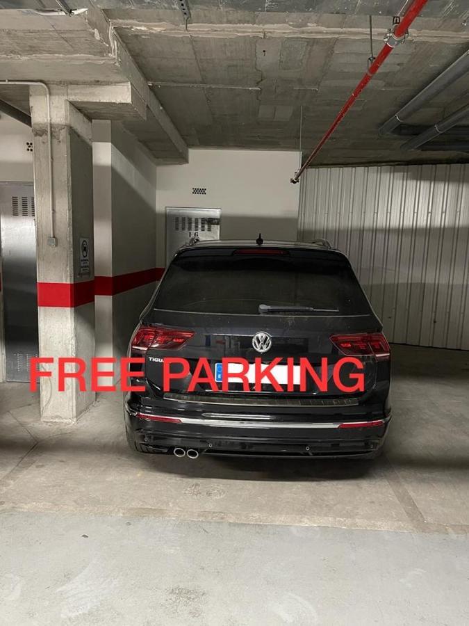 Amazing In The Heart Of Pool & Free Parking Apartamento Málaga