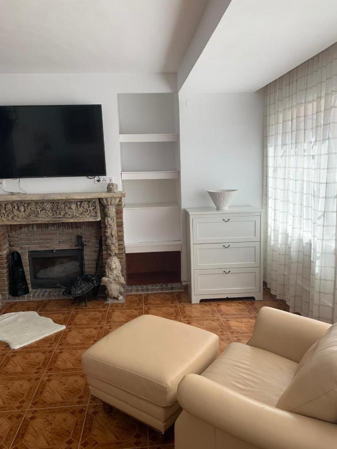 Apartment Mooi En Erg Ruim Met Openhaard