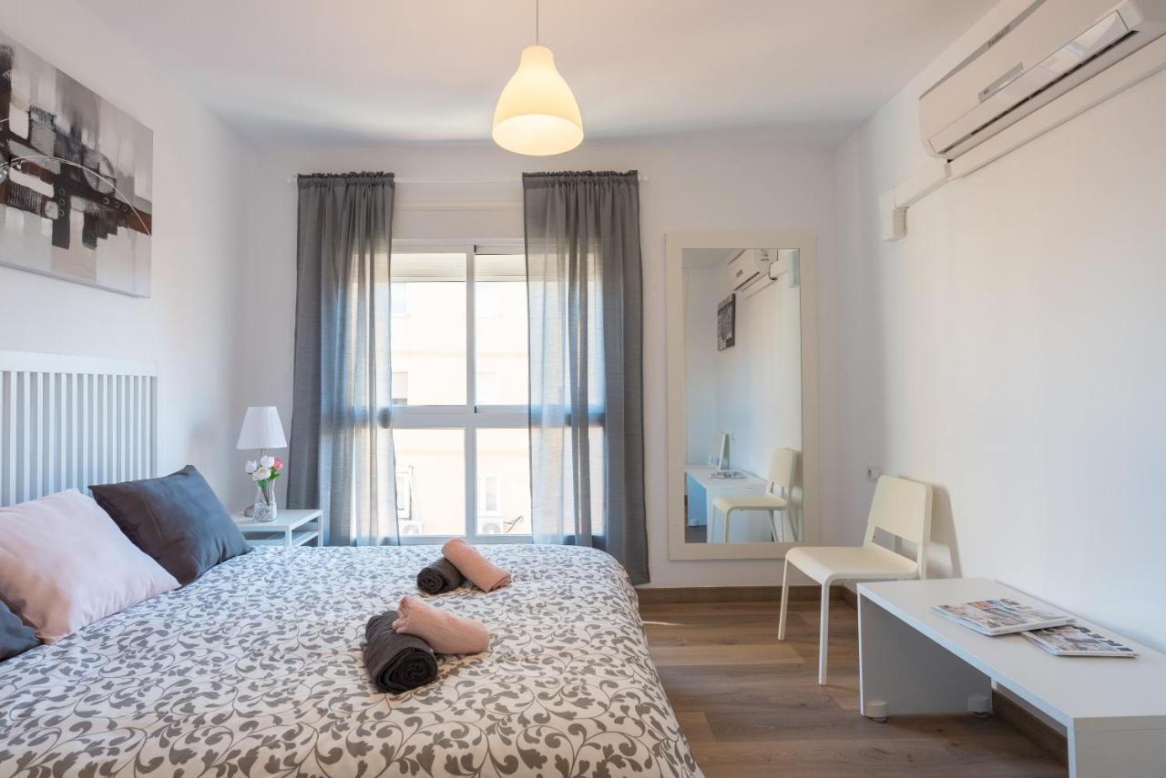 Soho Centro Terrace 2 Young People Only Apartment