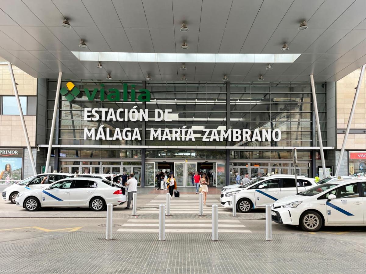 Vialia / Estacion De Autobus / Centro
