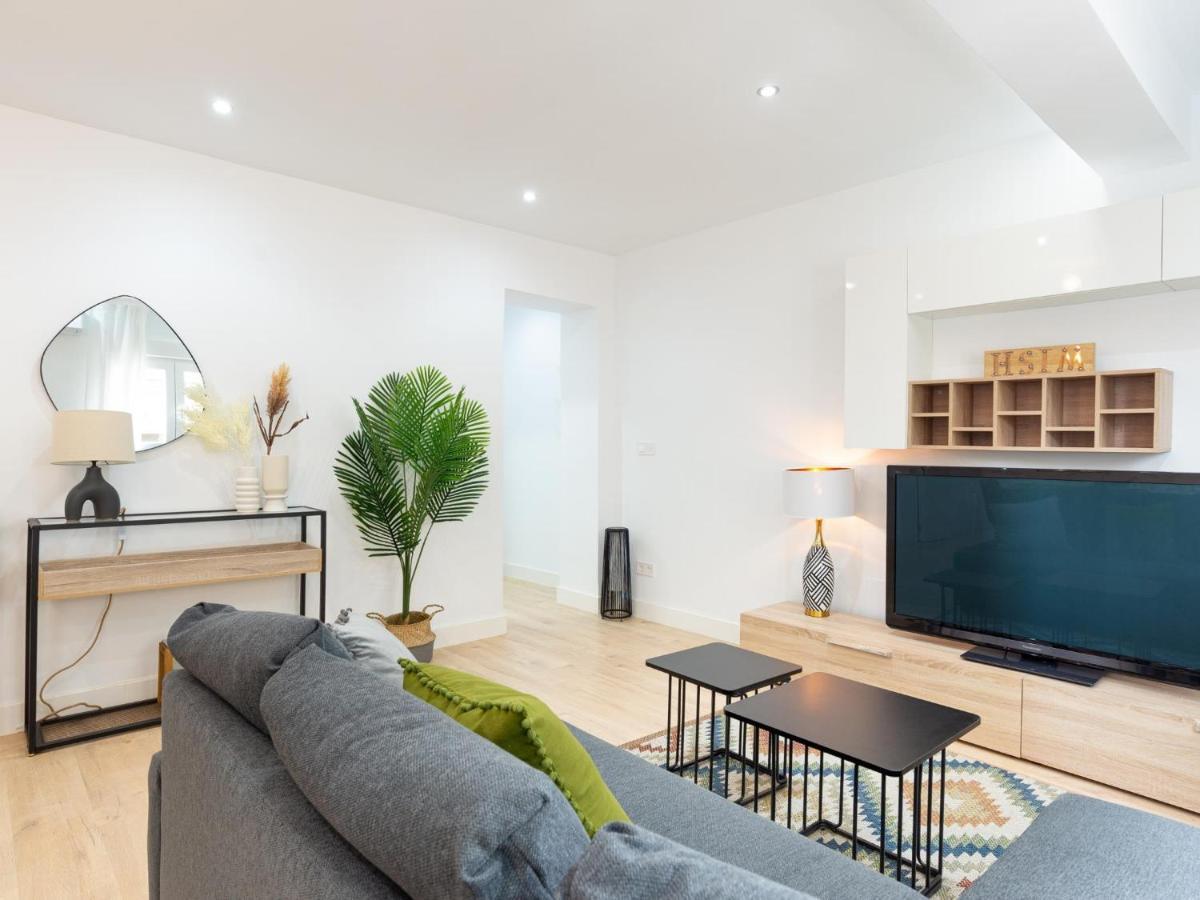 Gorgeous Renovated 2br Ac *
