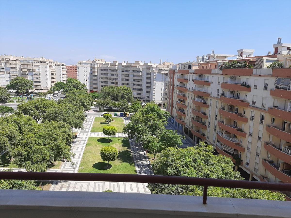 Piso En Teatinos Recinto Ferial Apartamento *