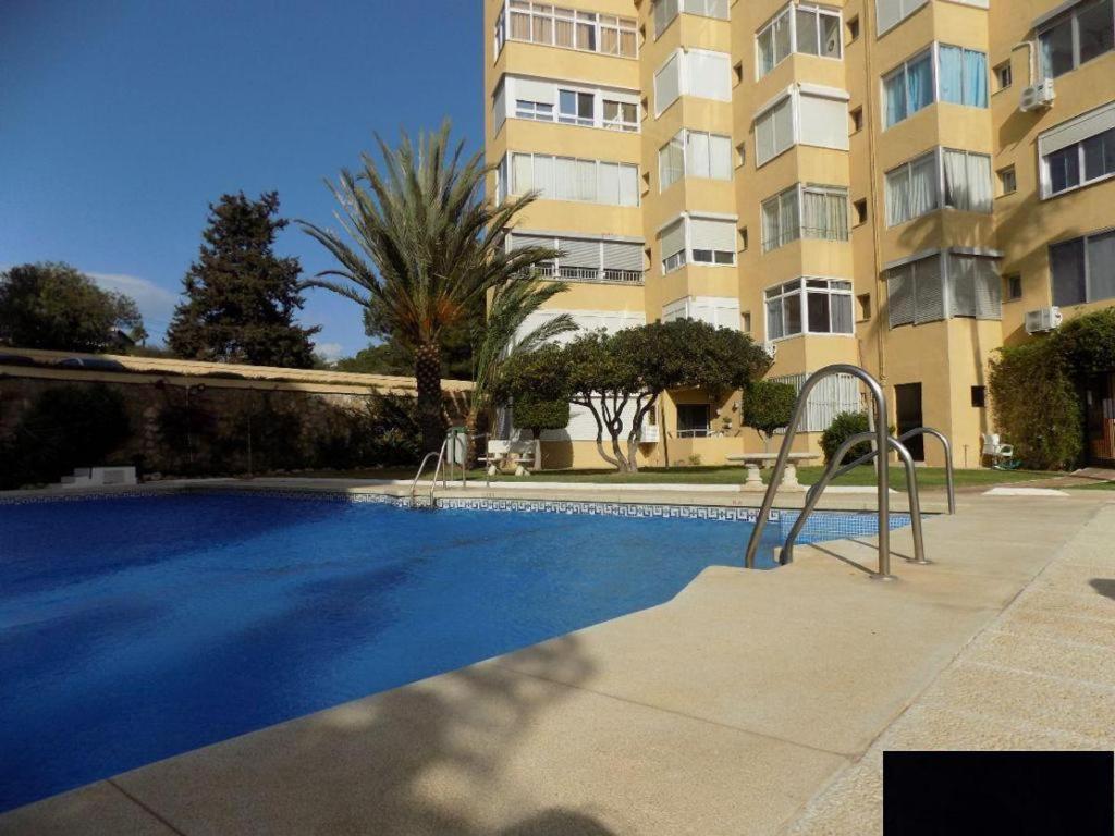 Apartamento Precioso Apartamento Junto A Playa Y Con Piscina.