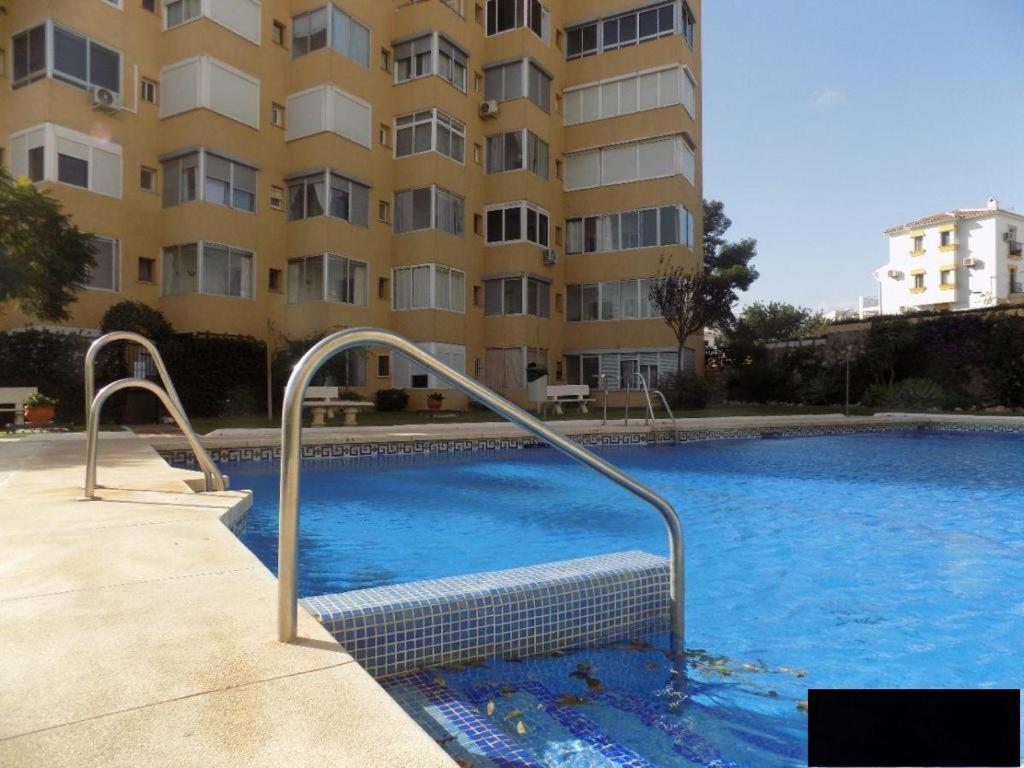 Apartamento Precioso Apartamento Junto A Playa Y Con Piscina. *