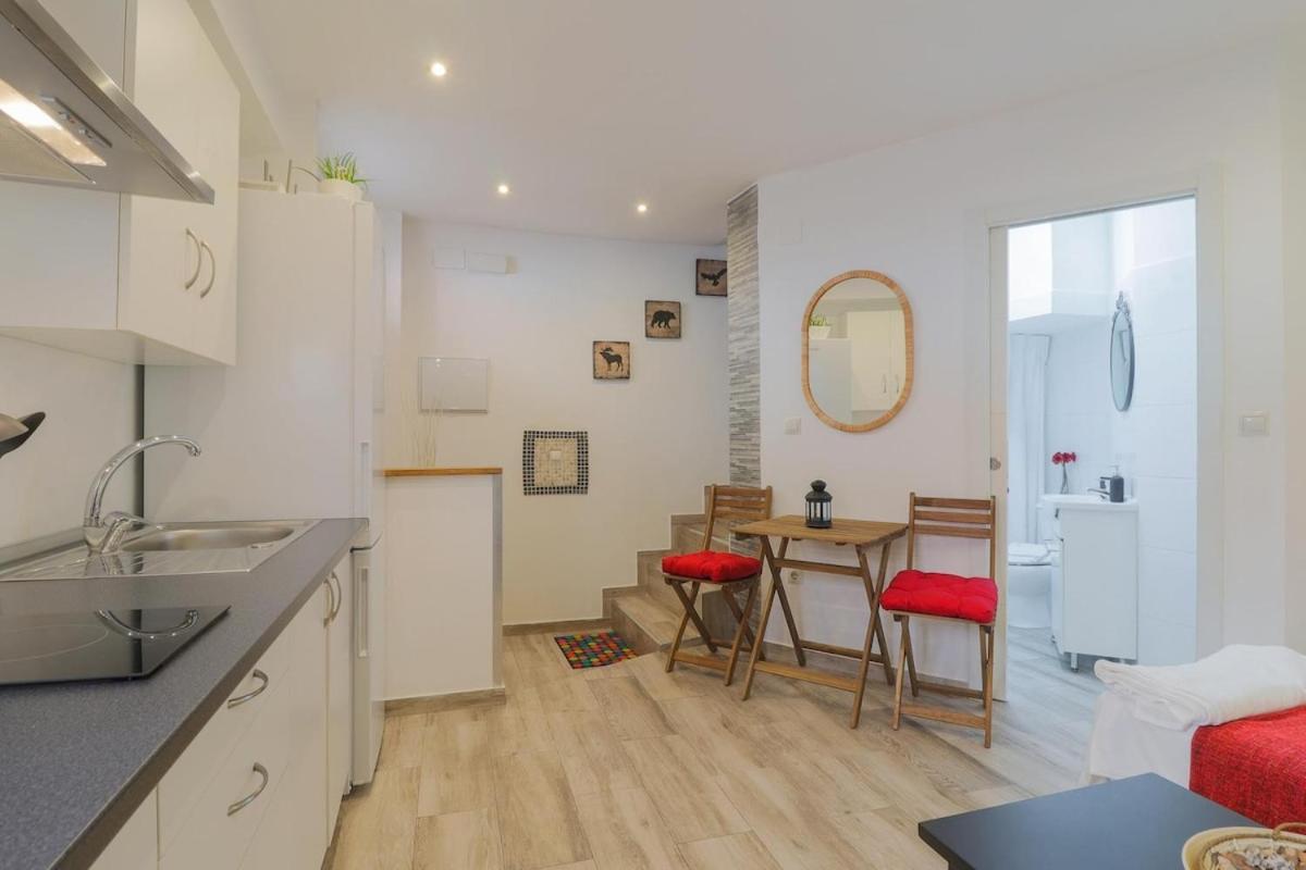 C40 - Warm Duplex In Center