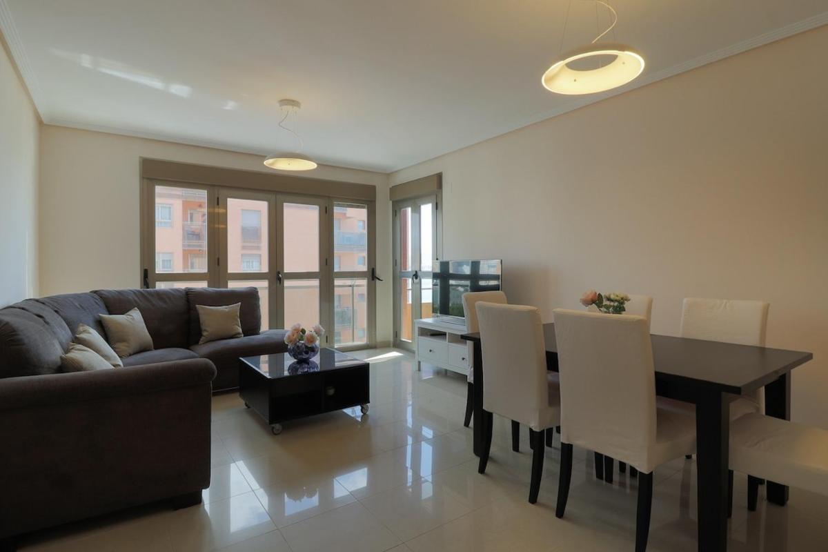 Apartamento C68 - Seafront Central *