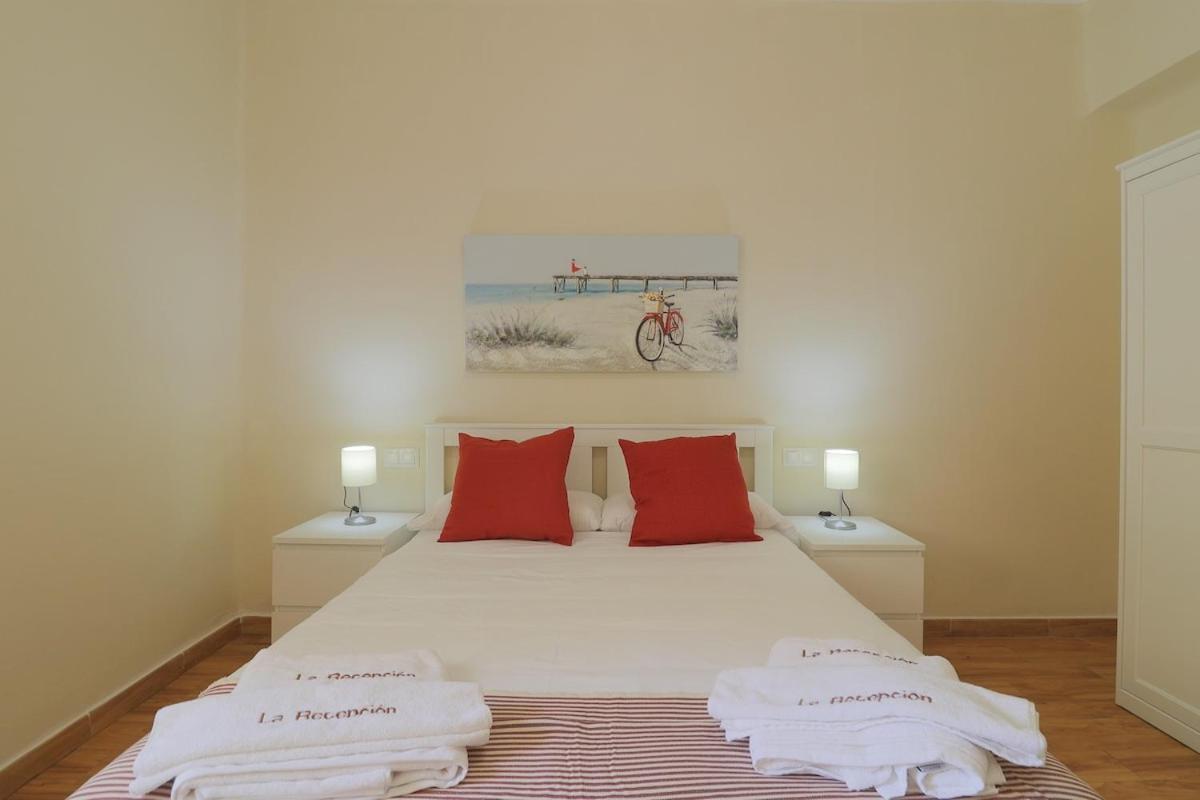 C102 - Huge And Stylish 5 Bedroom By The Center Malaga