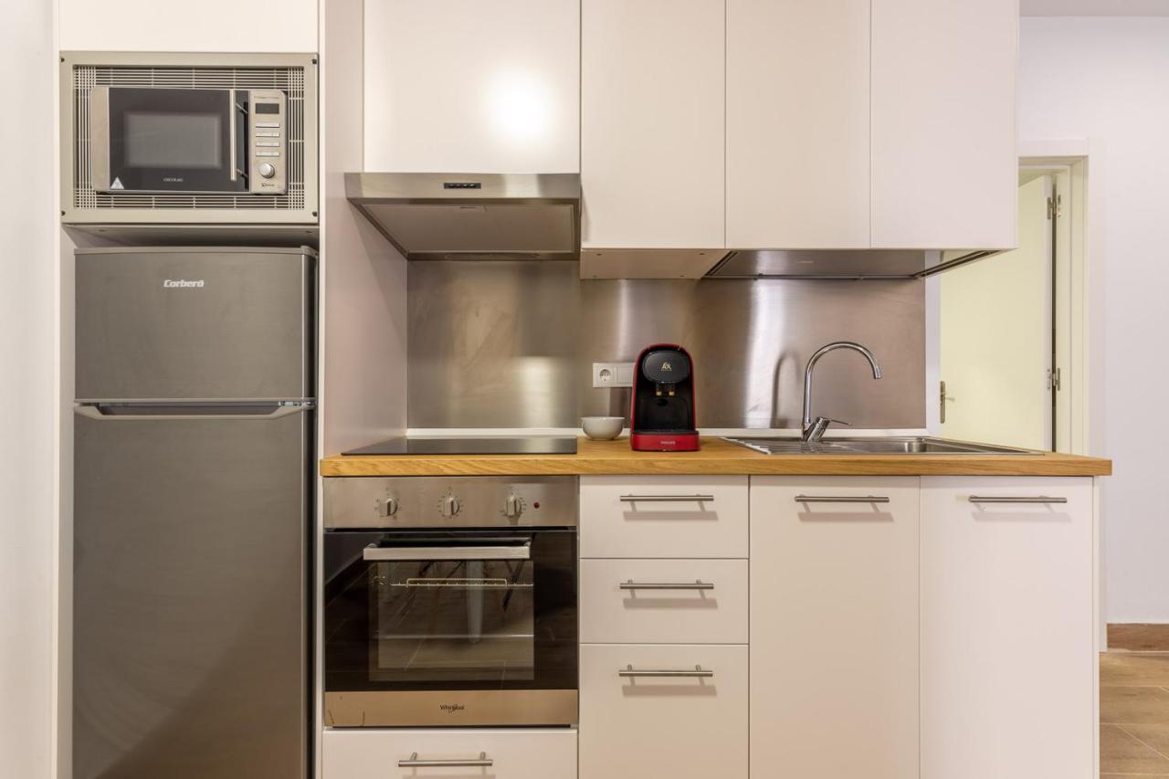 Apartment Fun Building By Homeabout Malaga
