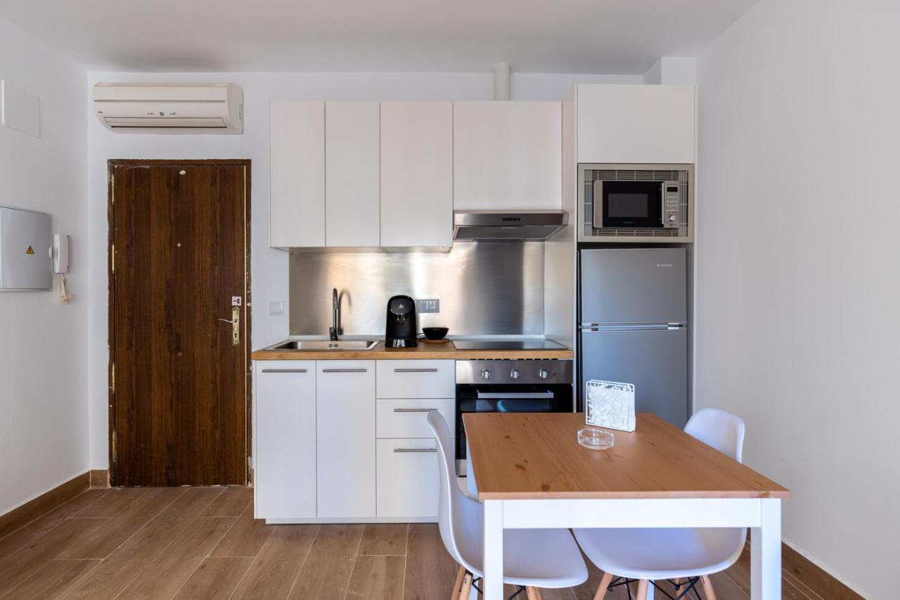Apartment Fun Building By Homeabout Malaga