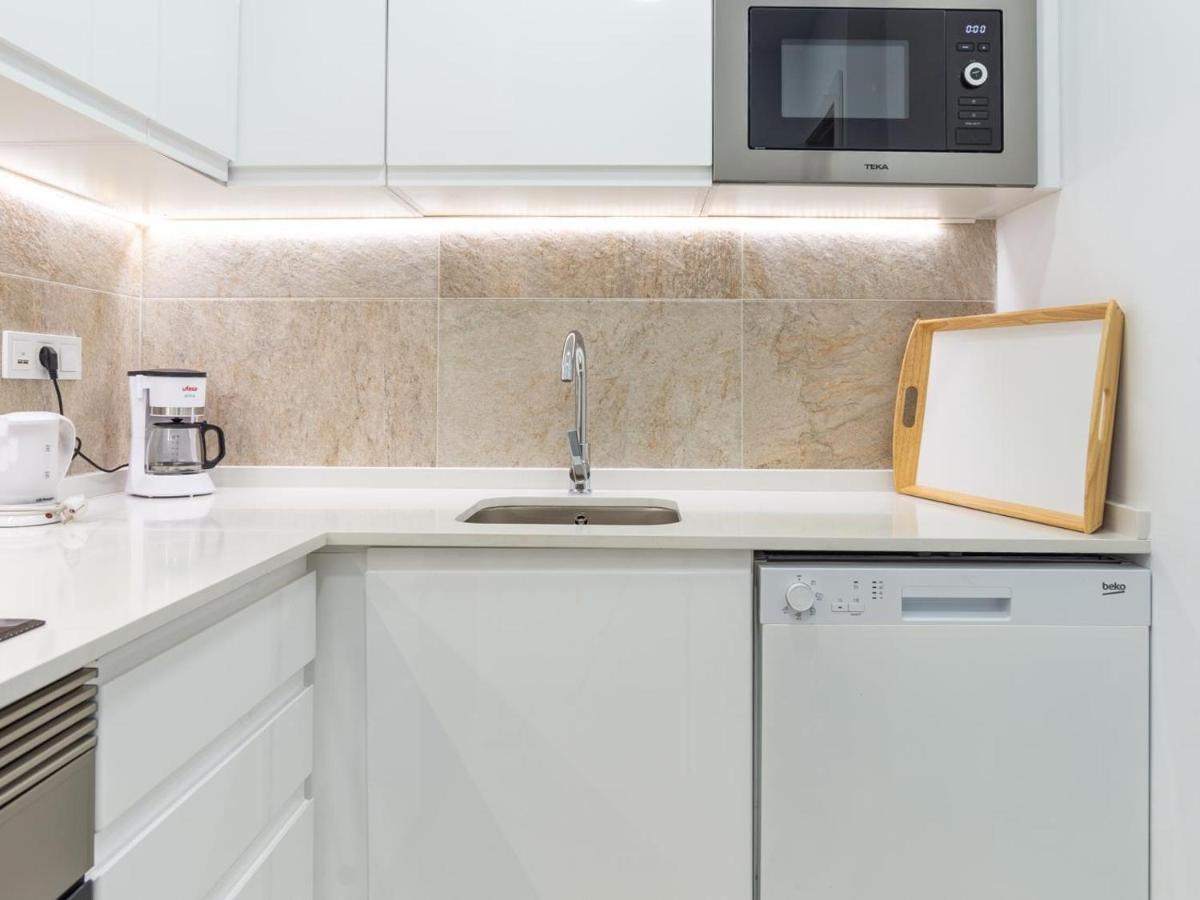 Gorgeous Renovated 2br Ac