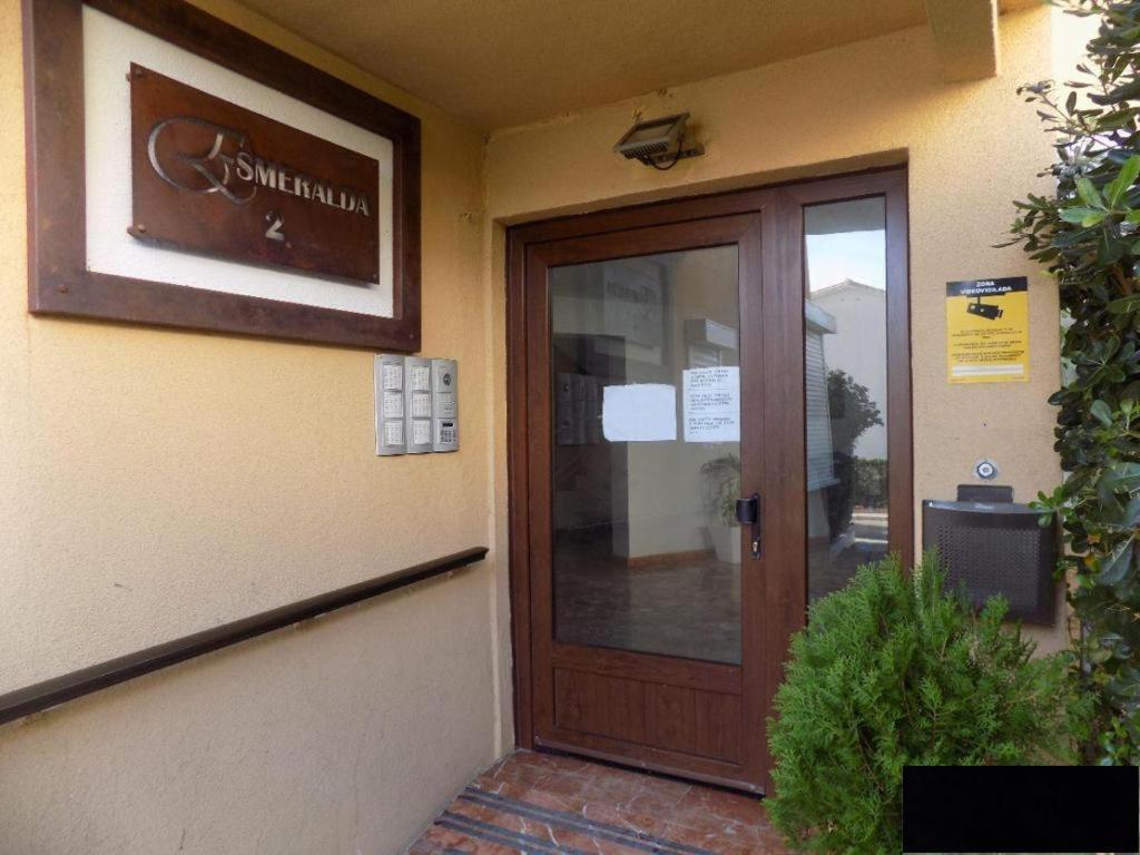 Precioso Apartamento Junto A Playa Y Con Piscina.