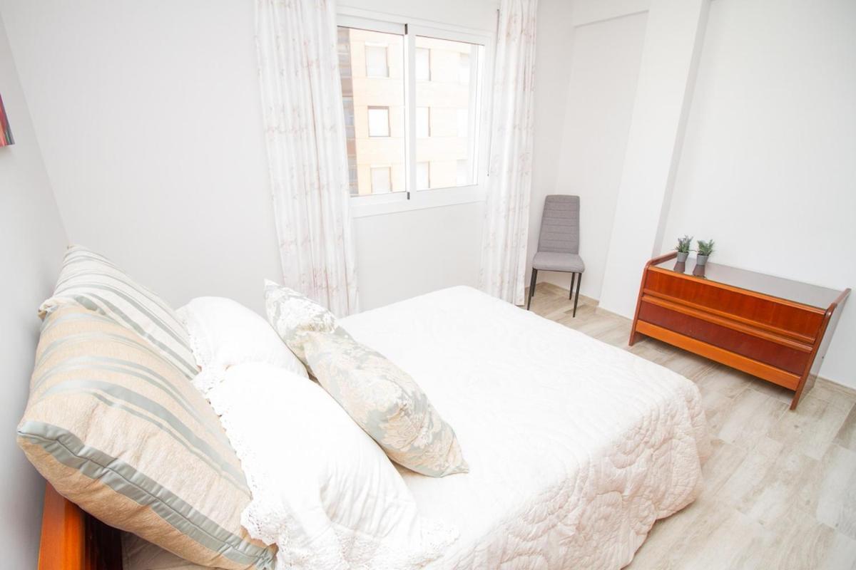 Apartamento C70 - Classy 4 Bedrooms Málaga
