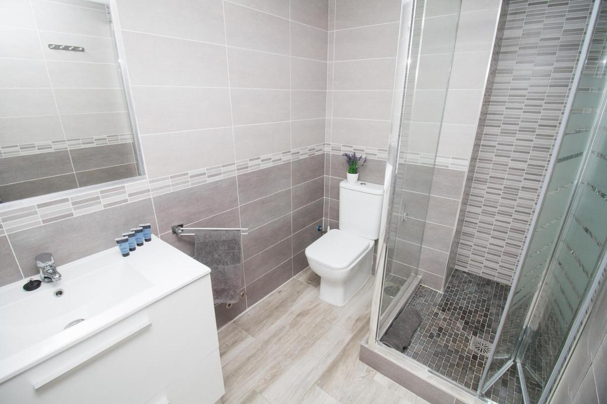 Apartamento C70 - Classy 4 Bedrooms Málaga