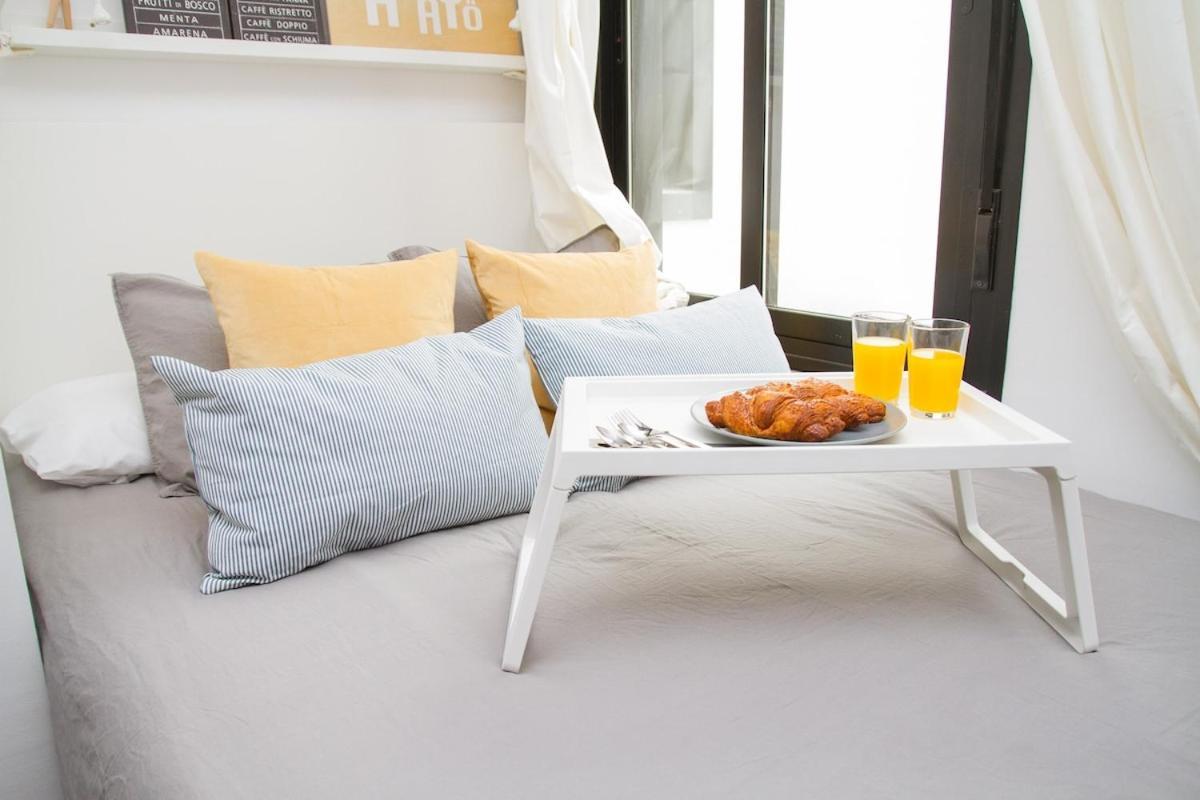 C77 - Romantic Studio In The Center With Terrace Apartment