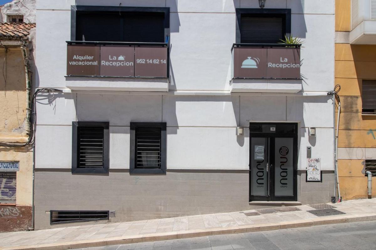 Apartment C77 - Romantic Studio In The Center With Terrace *