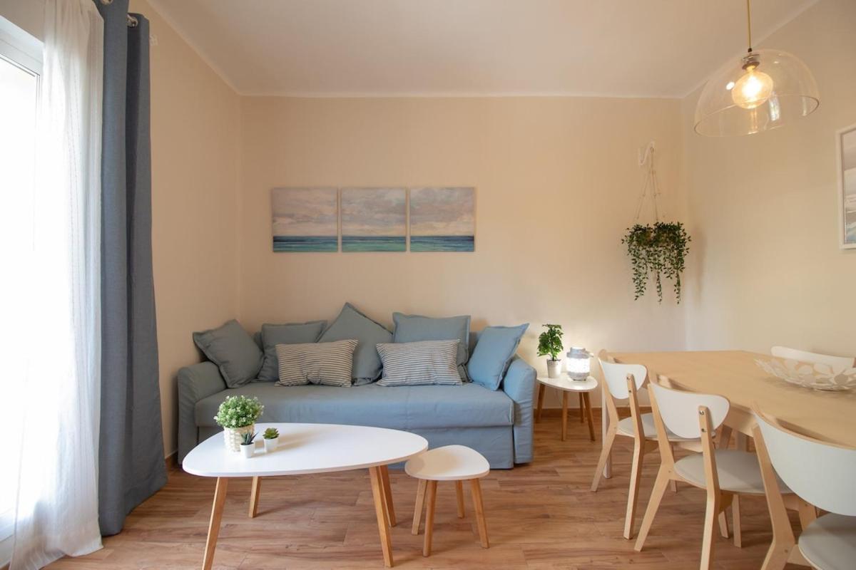 C102 - Huge And Stylish 5 Bedroom By The Center Apartment