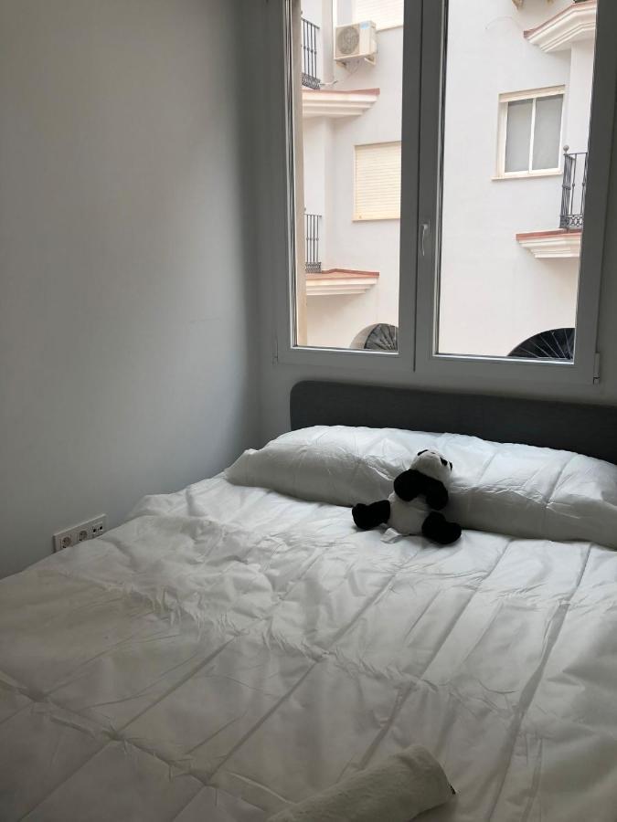 Beautiful Five Bedroom Three Bathroom Entire Málaga