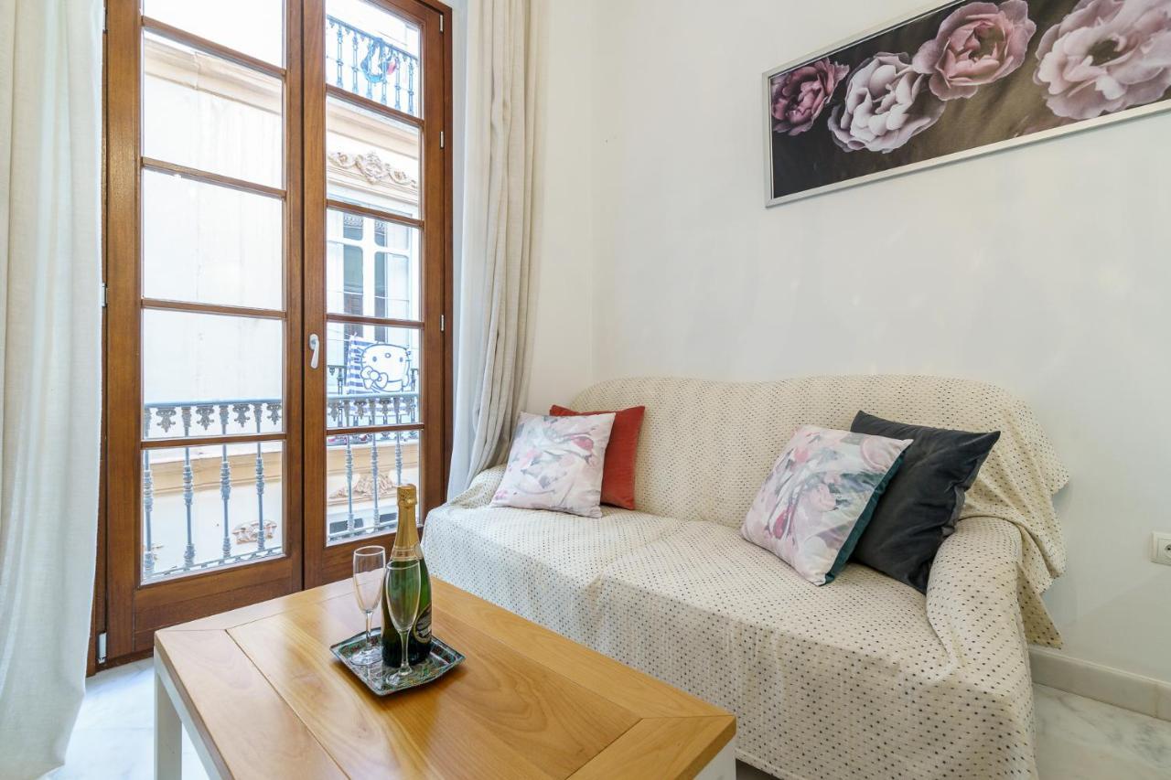 Malagasuite Center Apartment Malaga