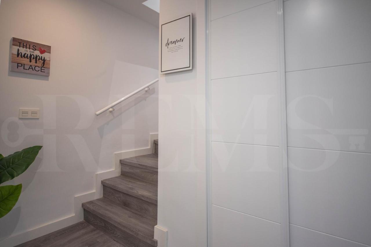 Apartment Modern Duplex With A Garden View - Center By Rems