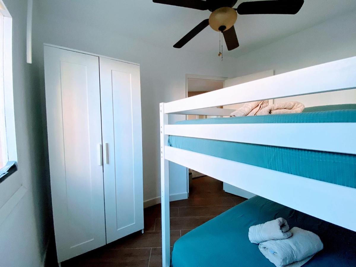 Precioso Apartamento Junto A Playa Y Con Piscina. Apartamento Málaga