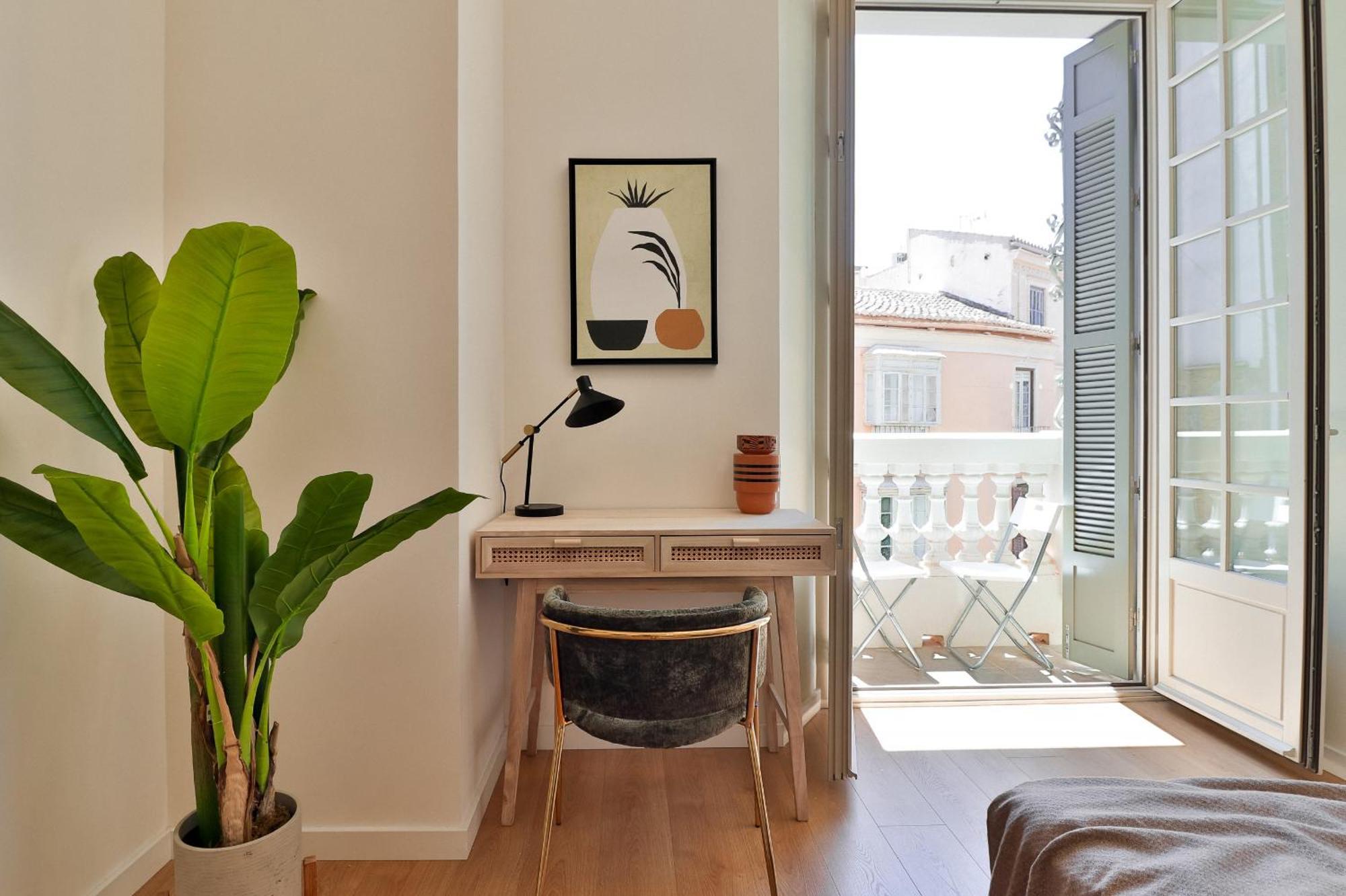 Apartment C74 - Marvelous 3 Bedroom In Historical *