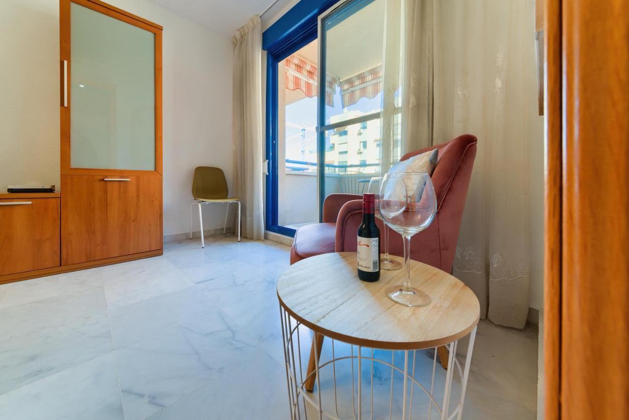 Apartamento Holidays2malaga Ayala 450 Mts From & Terrace *