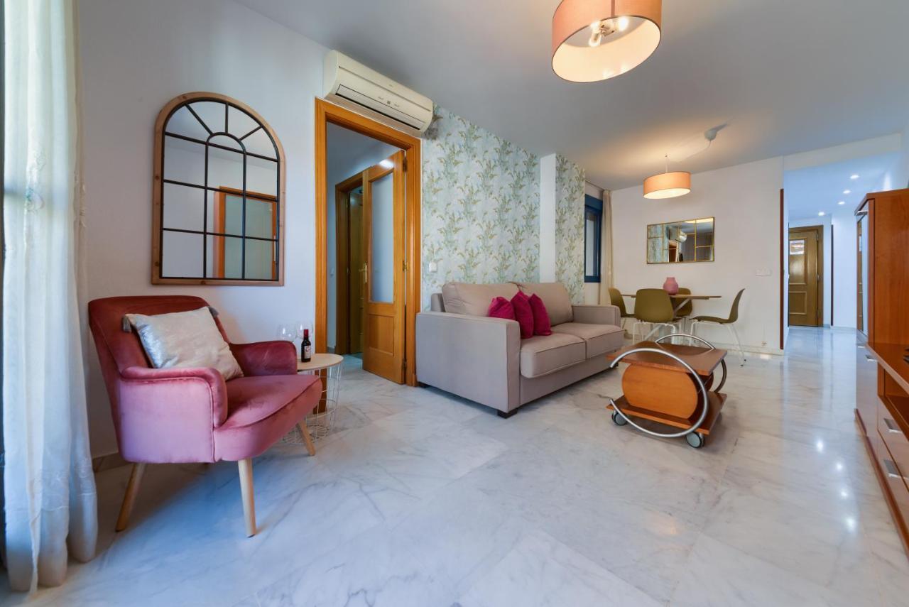 Apartamento Holidays2malaga Ayala 450 Mts From & Terrace