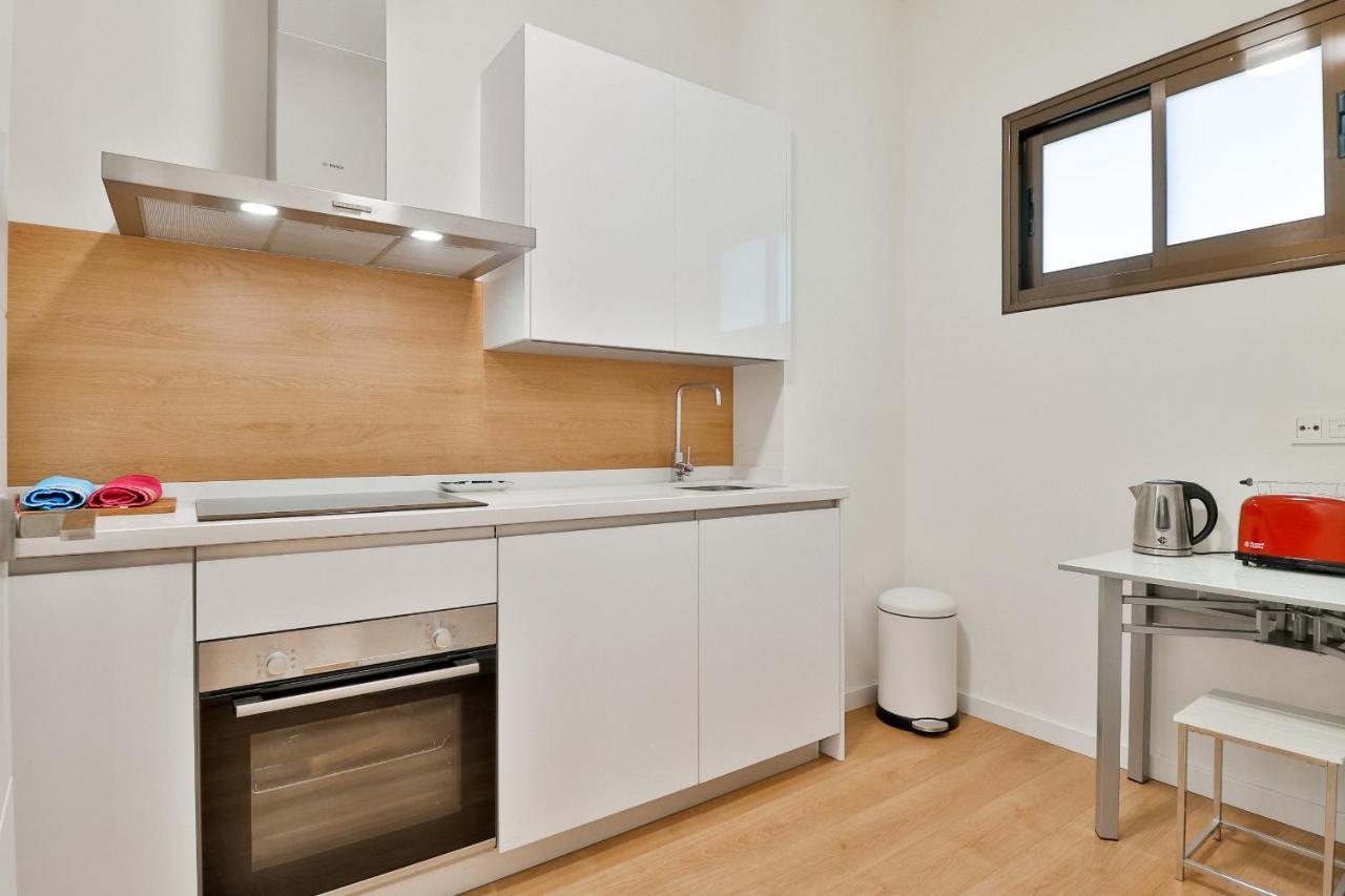 C74 - Marvelous 3 Bedroom In Historical Malaga