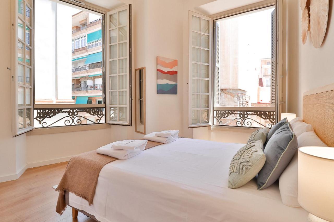 C74 - Marvelous 3 Bedroom In Historical