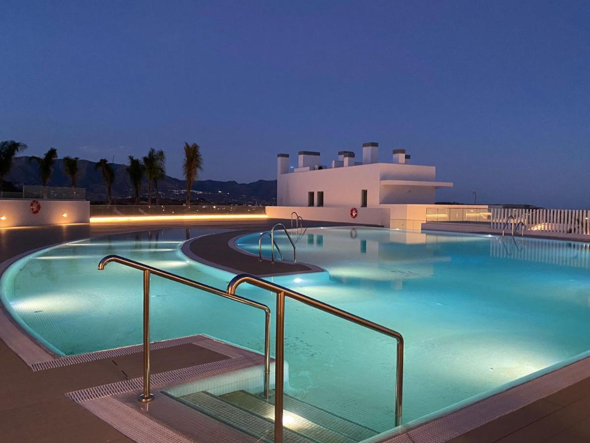High End Large Ground Floor With Luxury Private Pool And Sea Views Apartamento *