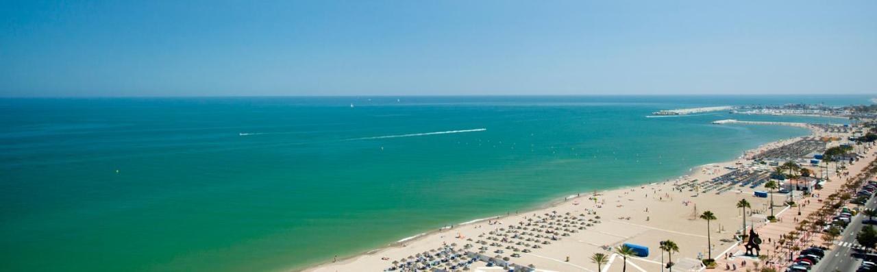 Exclusive. Location. Sea Views. Higueron West Apartamento *