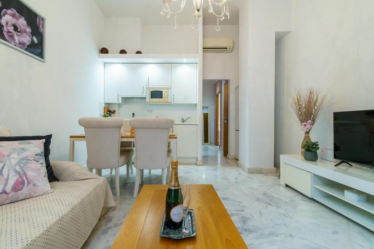 Malagasuite Center Apartment