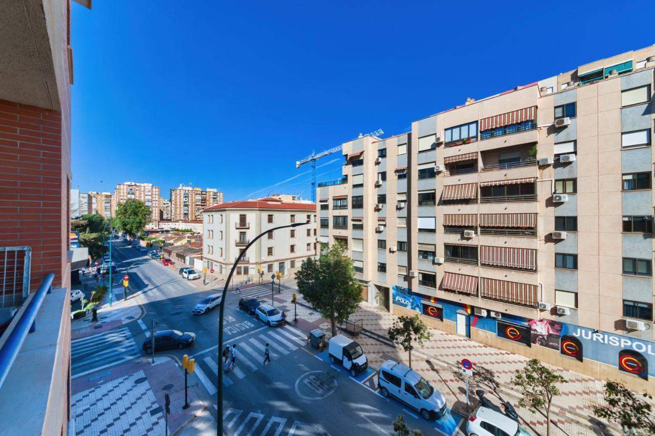 Holidays2malaga Ayala 450 Mts From & Terrace Málaga