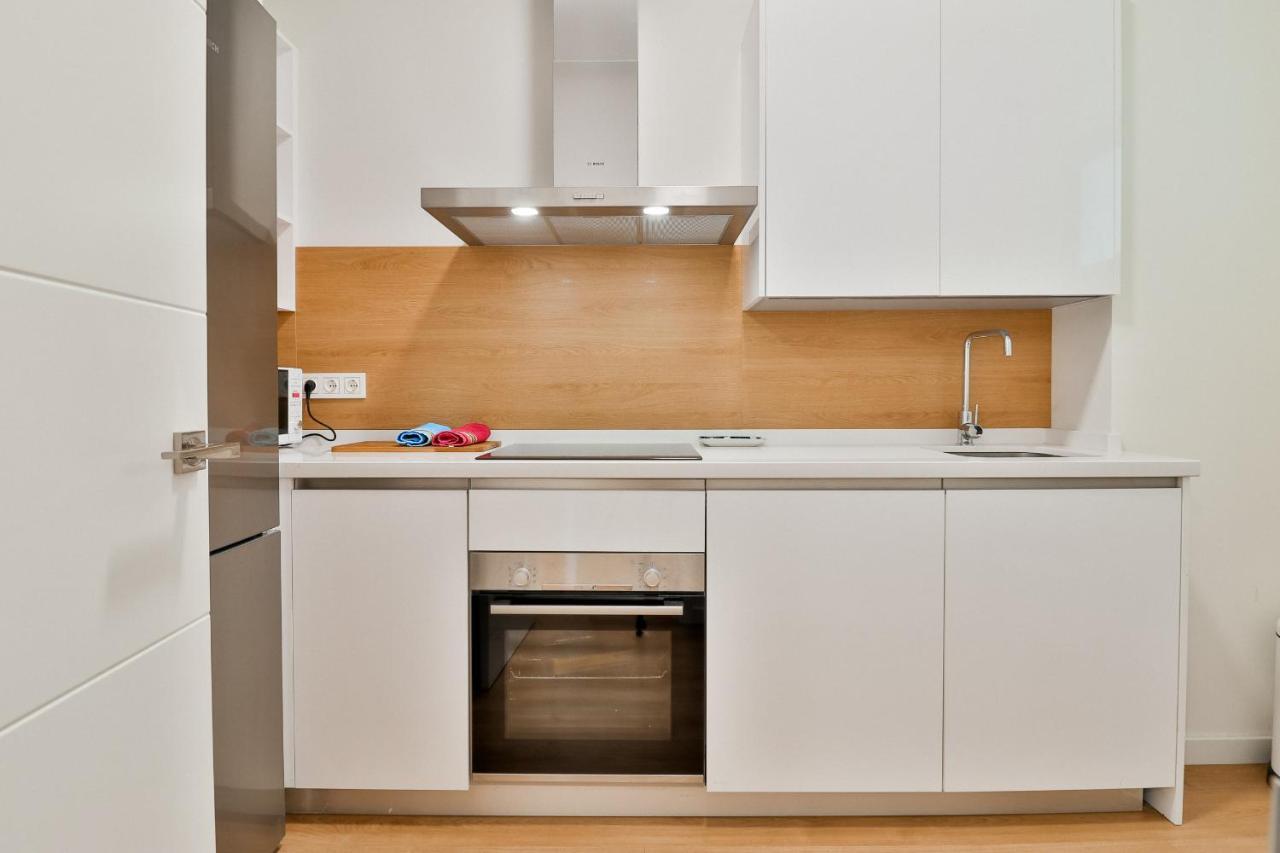 Apartment C74 - Marvelous 3 Bedroom In Historical Malaga