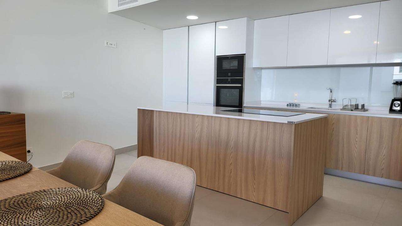High End Large Ground Floor With Luxury Private Pool And Sea Views * Málaga