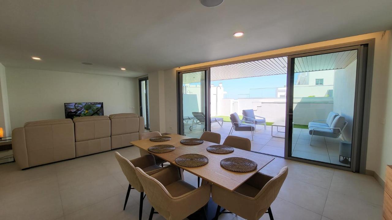 High End Large Ground Floor With Luxury Private Pool And Sea Views * Málaga