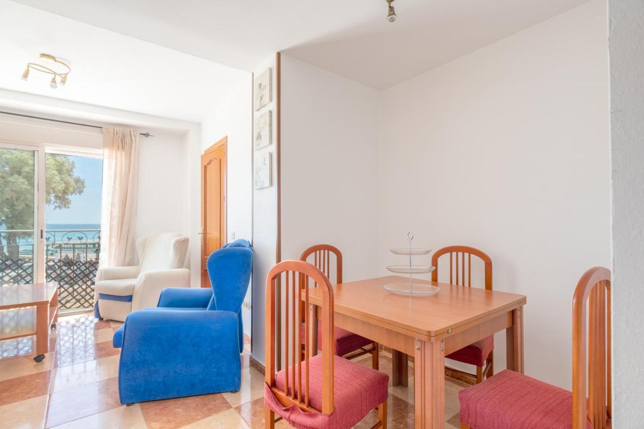 Renthas Pedregalejo Apartamento *