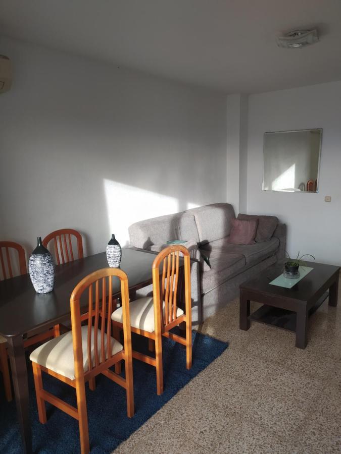 Habitación Doble En Apartamento Compartido Dream In Malaga, Junto A Vialia Y Playa Habitación en casa particular Málaga