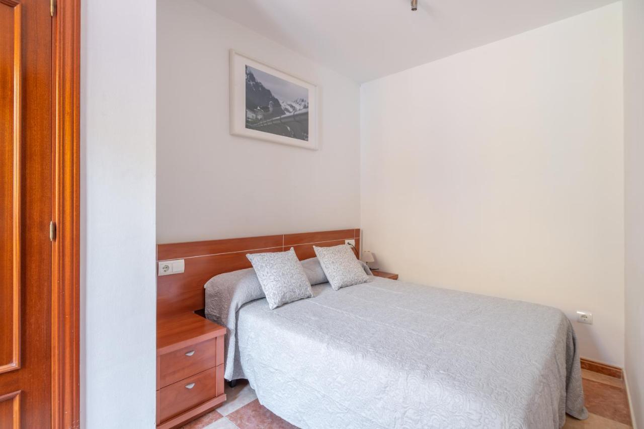 Renthas Pedregalejo Apartamento *