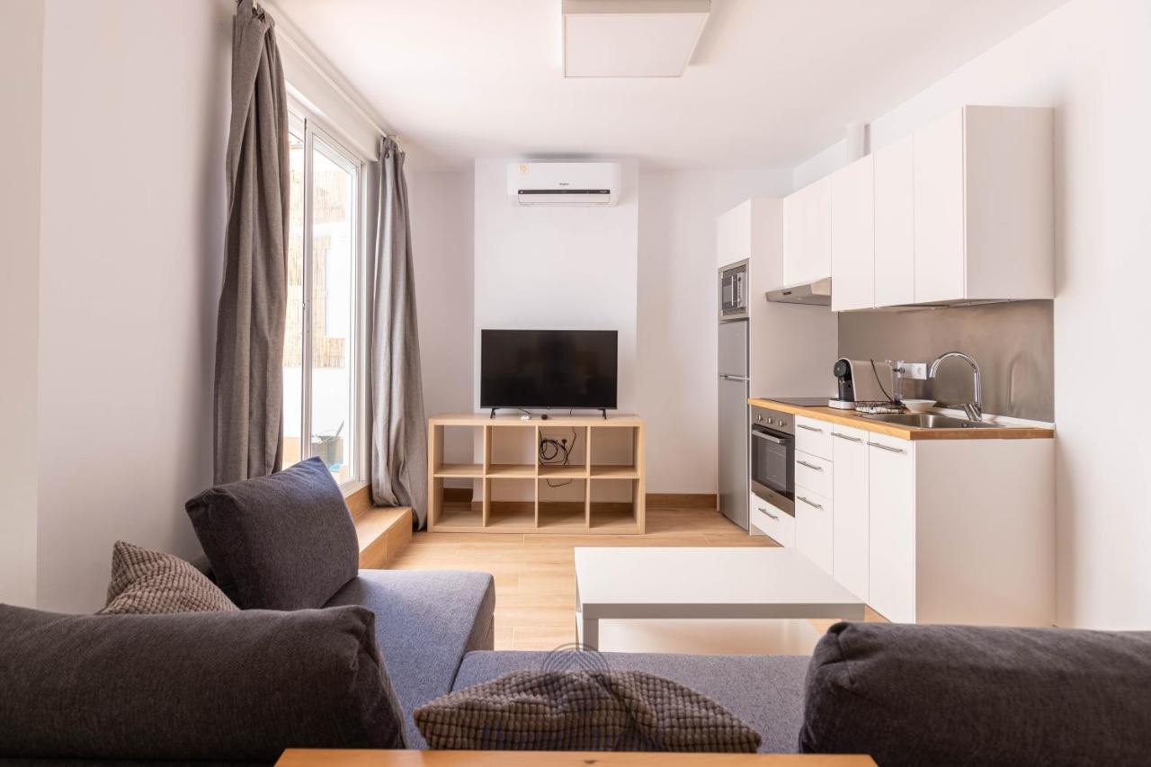 Fun Building By Homeabout Apartment *