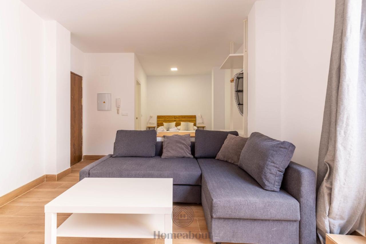 Fun Building By Homeabout Apartment *