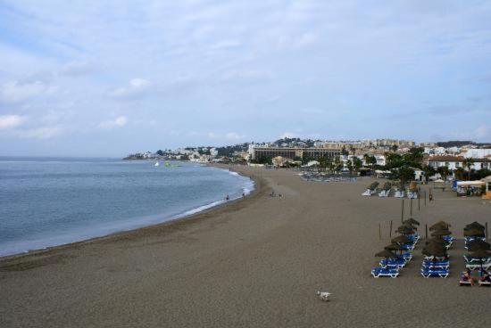 Apartamento Precioso Apartamento Junto A Playa Y Con Piscina. Málaga