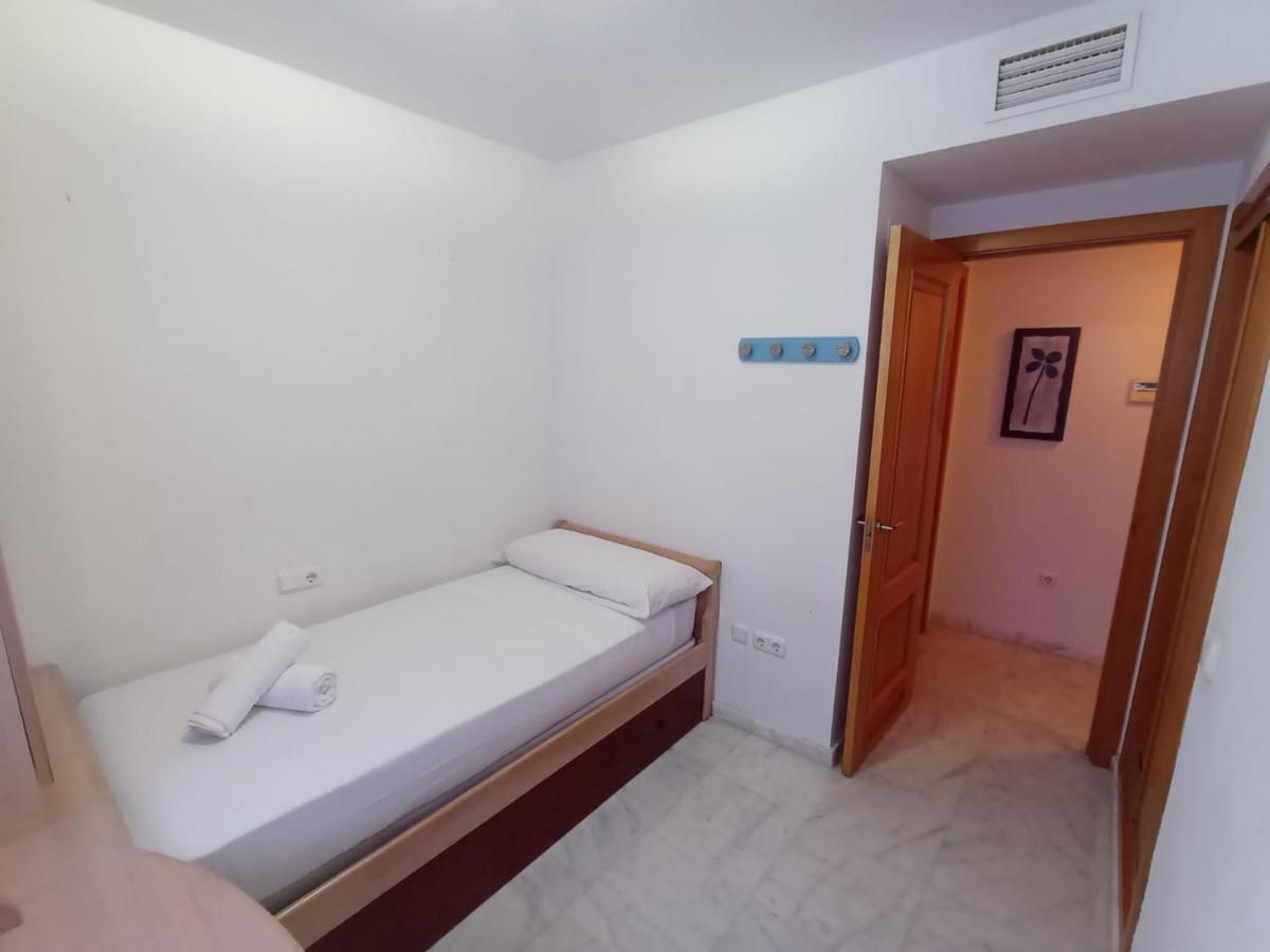 Apartament Héroes De Sostoa * Málaga
