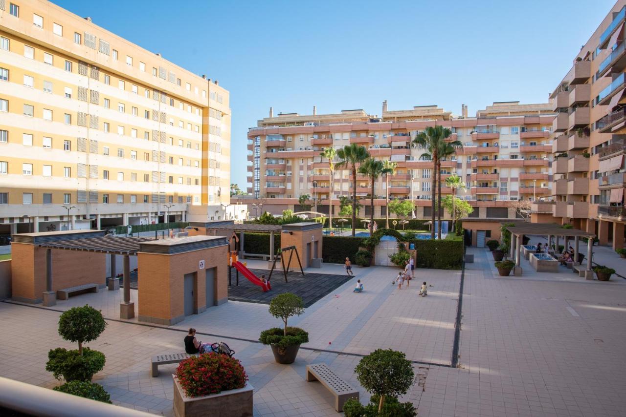 Apartment Holidays2malaga Termica With Salt Water Pool 200m From The Beach
