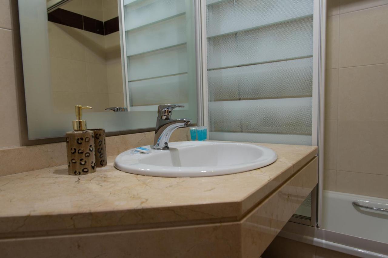 Holidays2malaga Termica With Salt Water Pool 200m From The Beach Malaga
