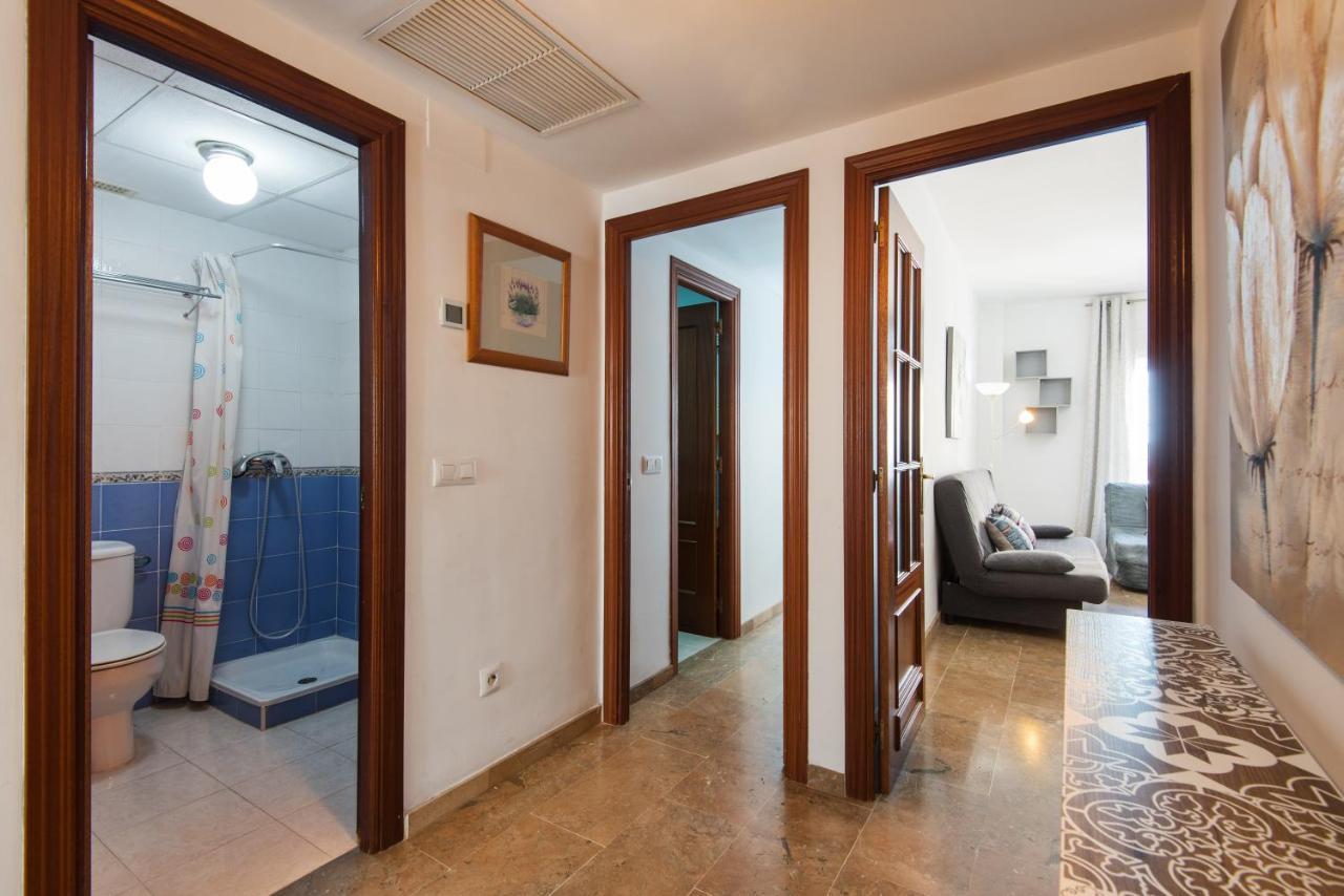 Center 2bed 2b Aircon Wif And Parking Free *